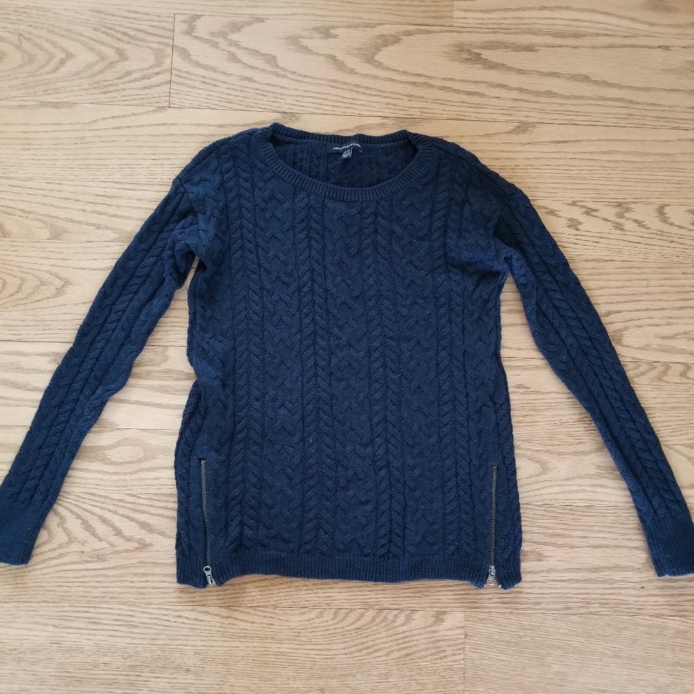 *3 for $20*American Eagle Dark Green Sweater XS EUC